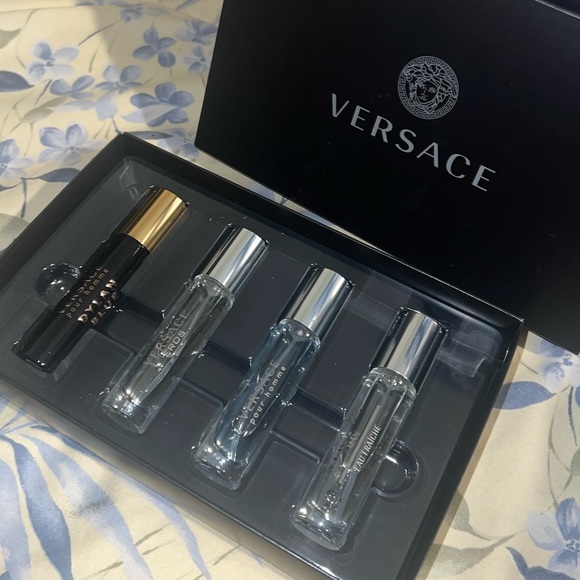 Versace travel size cologne set (4) men’s fragrance 5 ml each NEW - Picture 3 of 3